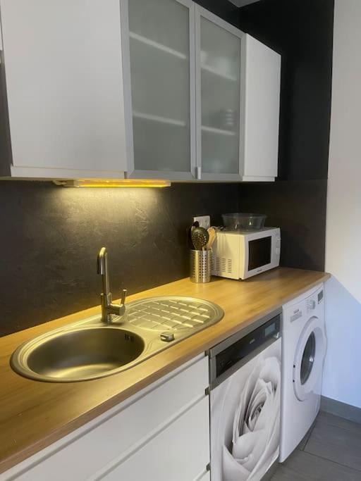 Gite Comme Chez Soi Ducey Les Cheris ภายนอก รูปภาพ